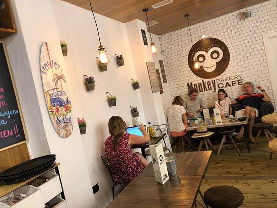 Monkey Bakery Cafe